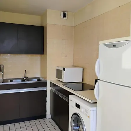 - Avec Terrasse 波尔多